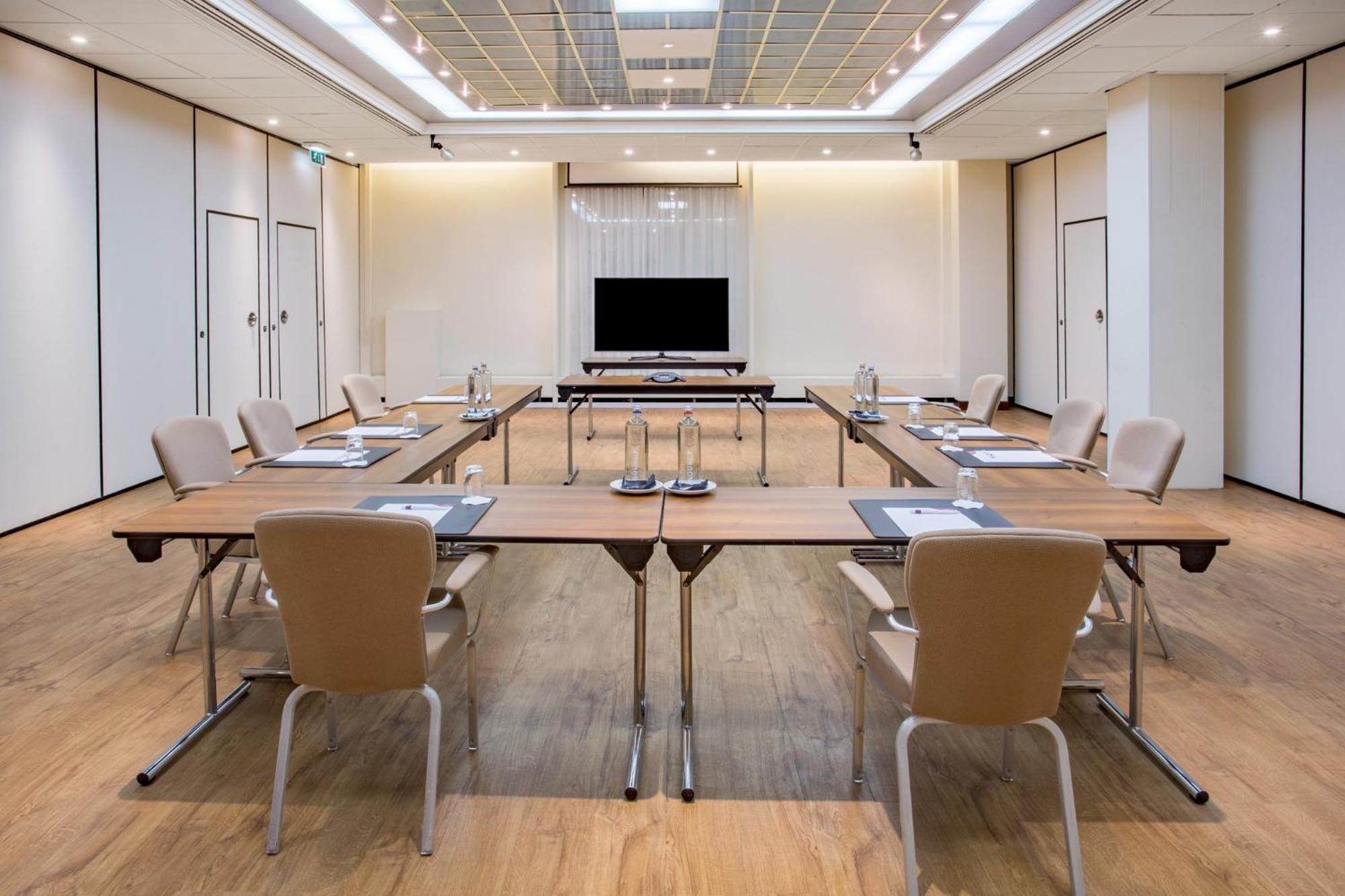 Crowne Plaza By Ihg 4* Maastricht