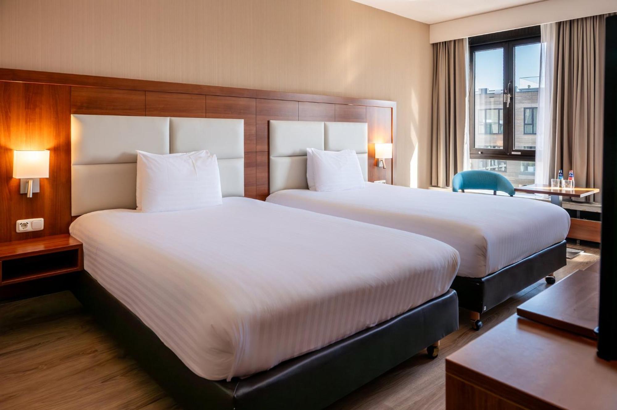 Crowne Plaza By Ihg Hotel Maastricht