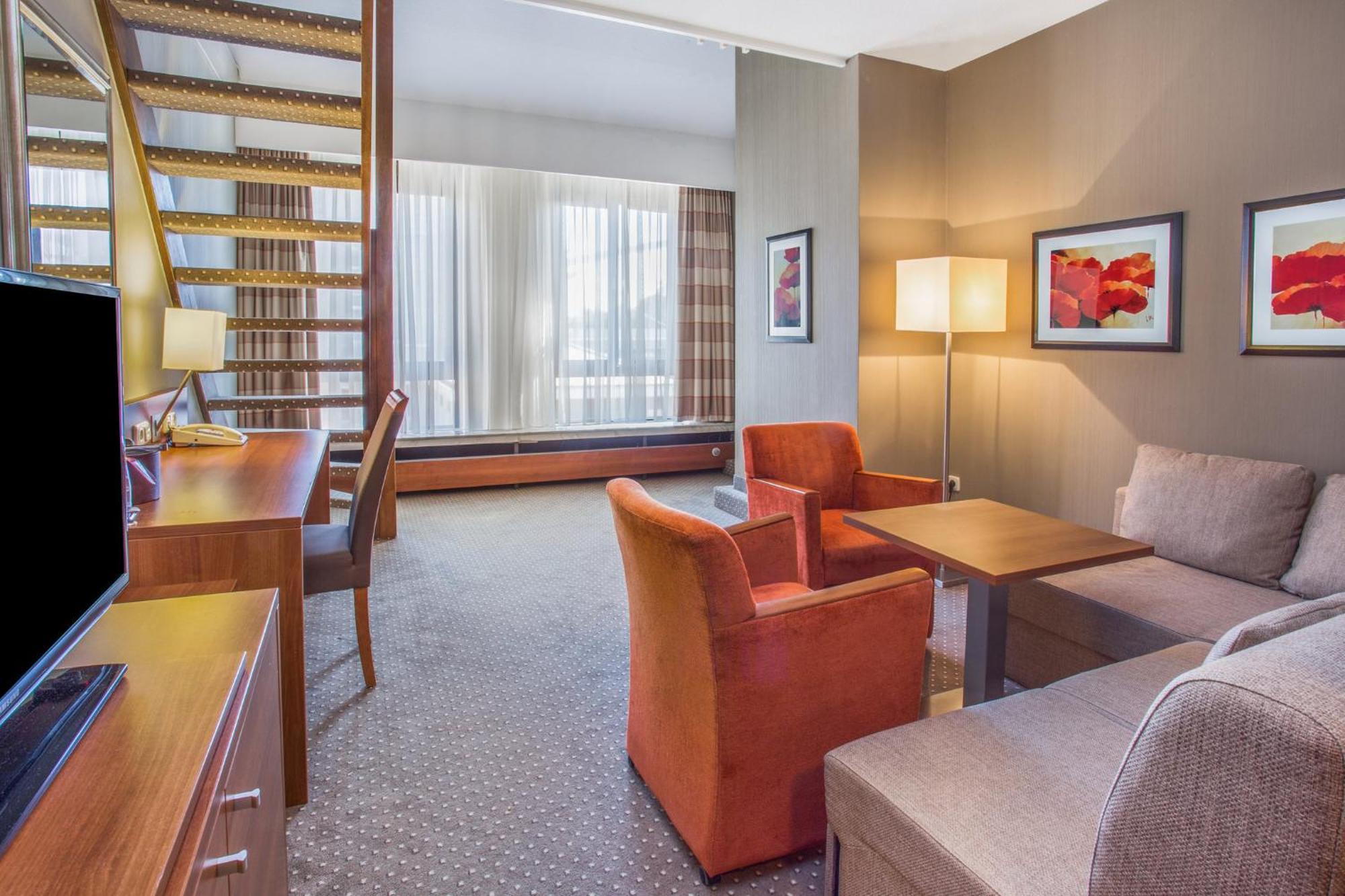 Crowne Plaza By Ihg Hotel Maastricht